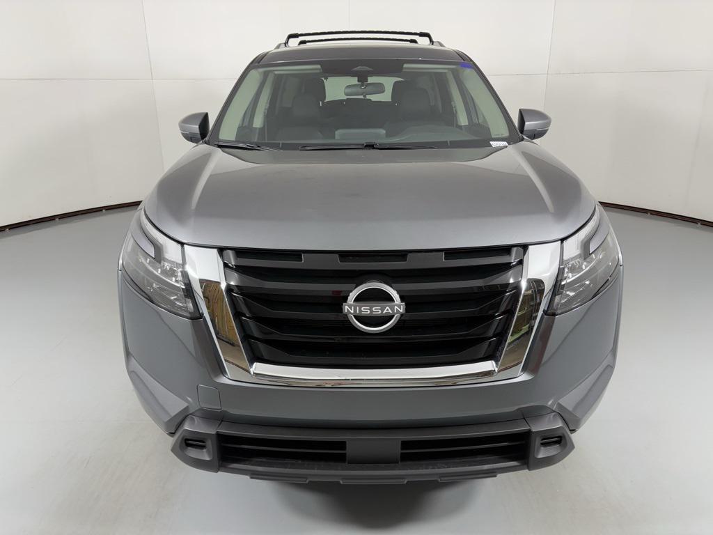 new 2025 Nissan Pathfinder car, priced at $32,070