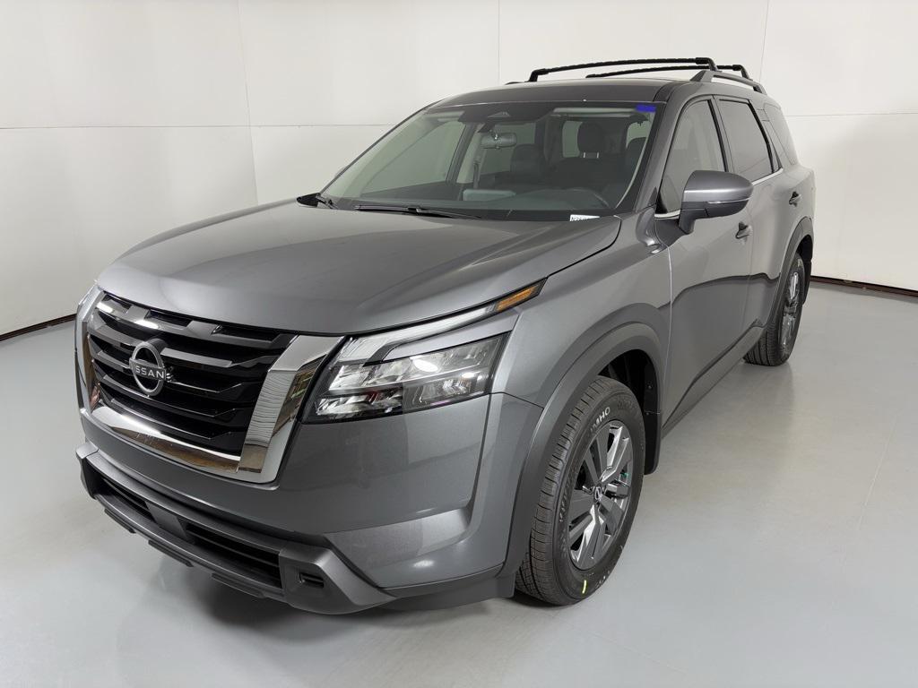 new 2025 Nissan Pathfinder car, priced at $32,070
