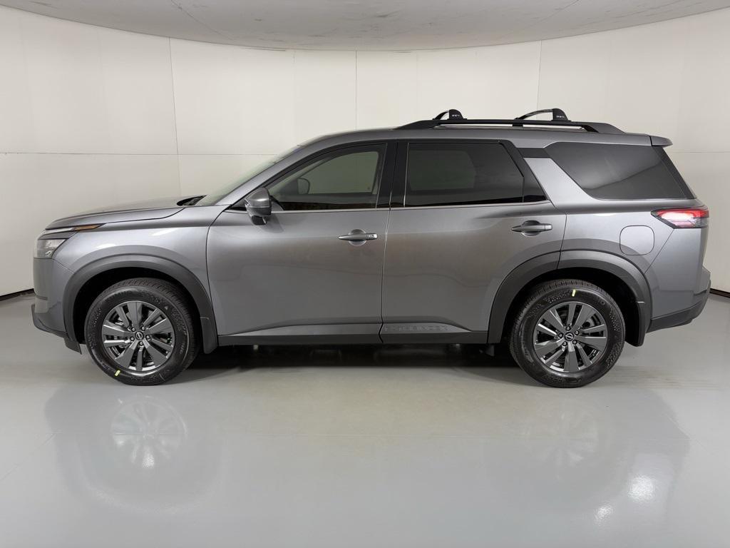 new 2025 Nissan Pathfinder car, priced at $32,070
