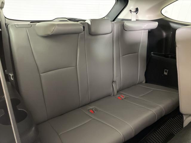 used 2022 Toyota Highlander car, priced at $38,000