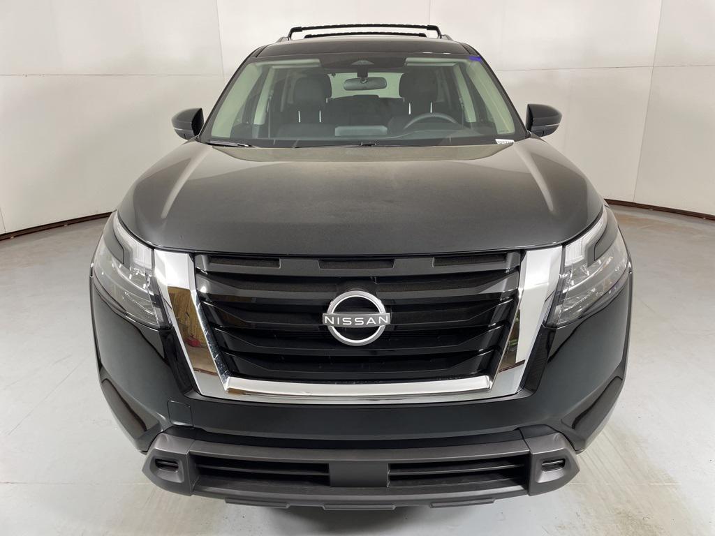 new 2025 Nissan Pathfinder car, priced at $33,469