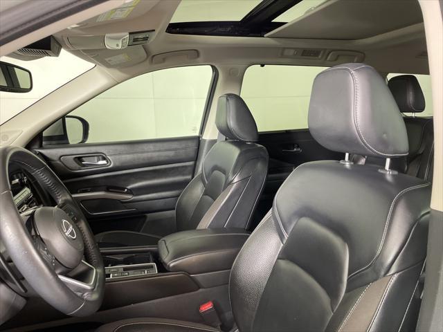 used 2022 Nissan Pathfinder car, priced at $25,000