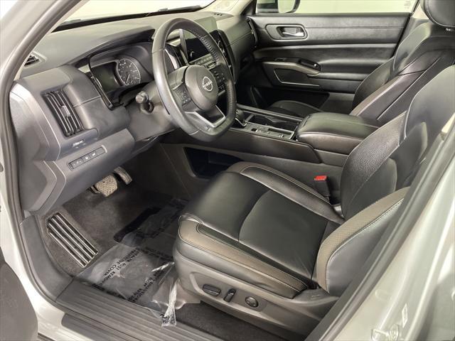 used 2022 Nissan Pathfinder car, priced at $25,000