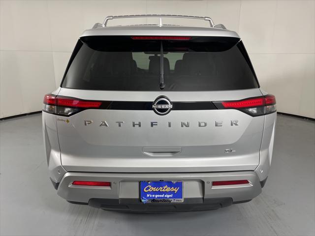 used 2022 Nissan Pathfinder car, priced at $25,000