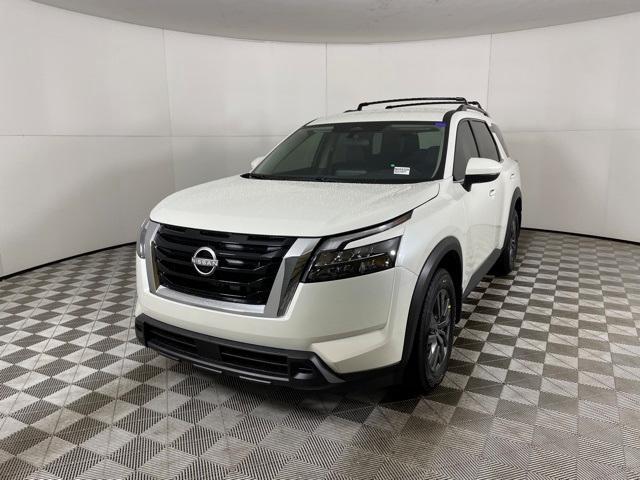 new 2024 Nissan Pathfinder car, priced at $37,885