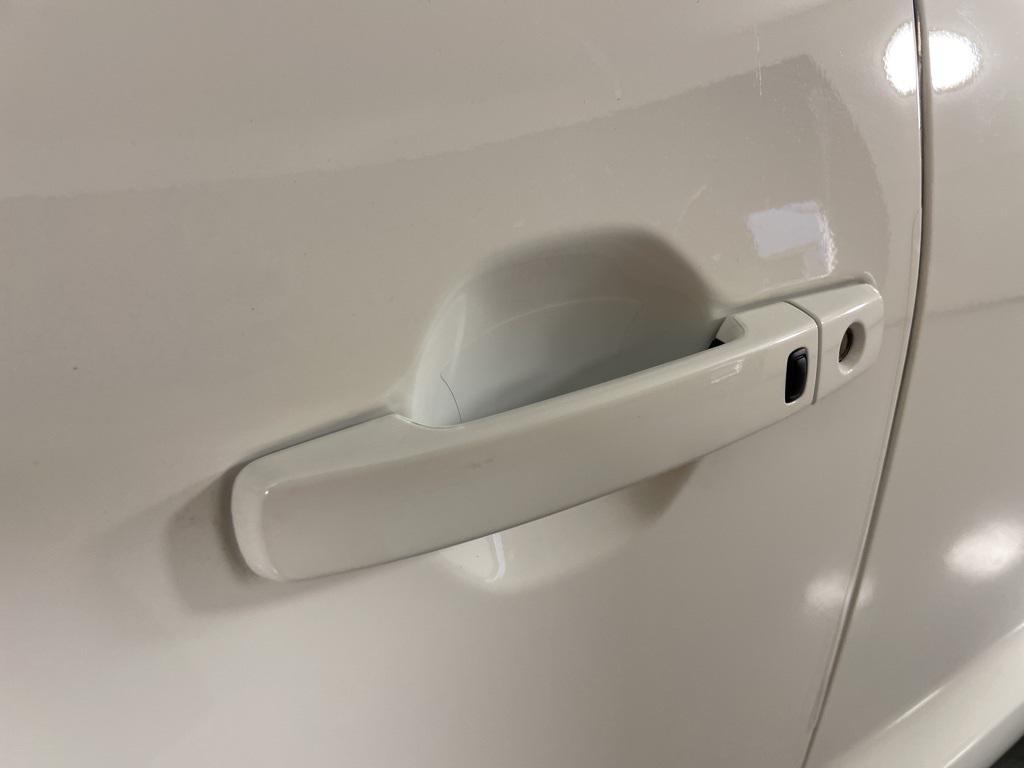 new 2025 Nissan Frontier car, priced at $32,741