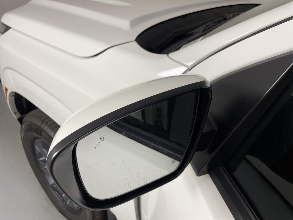 new 2025 Nissan Frontier car, priced at $32,741