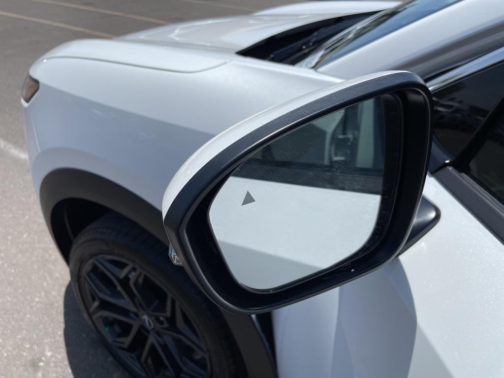 new 2025 Nissan Kicks car, priced at $24,177