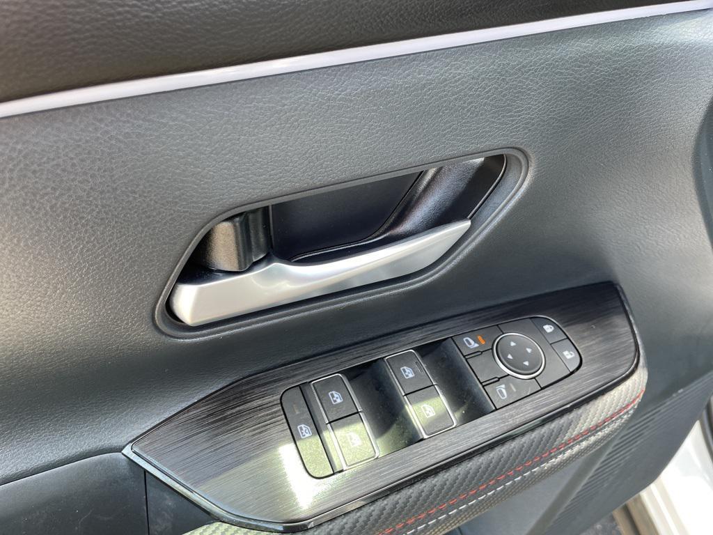 new 2025 Nissan Kicks car, priced at $24,177