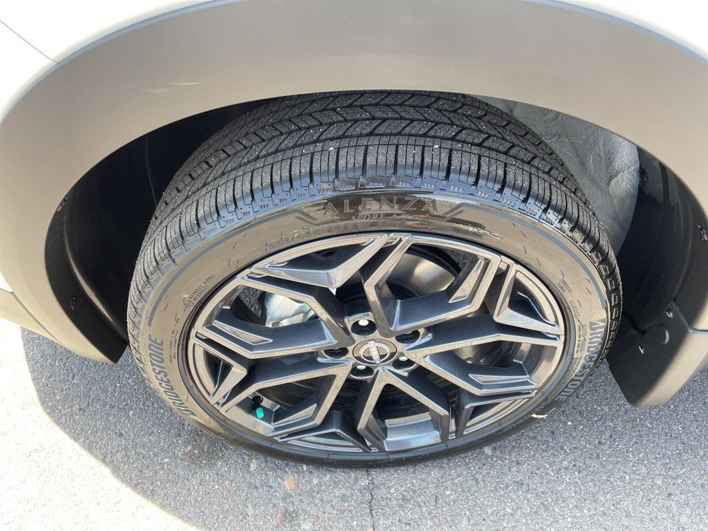 new 2025 Nissan Kicks car, priced at $24,177