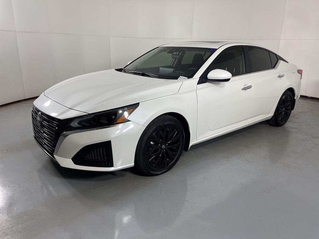 new 2025 Nissan Altima car, priced at $27,066