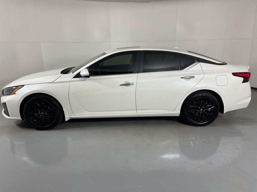 new 2025 Nissan Altima car, priced at $27,066