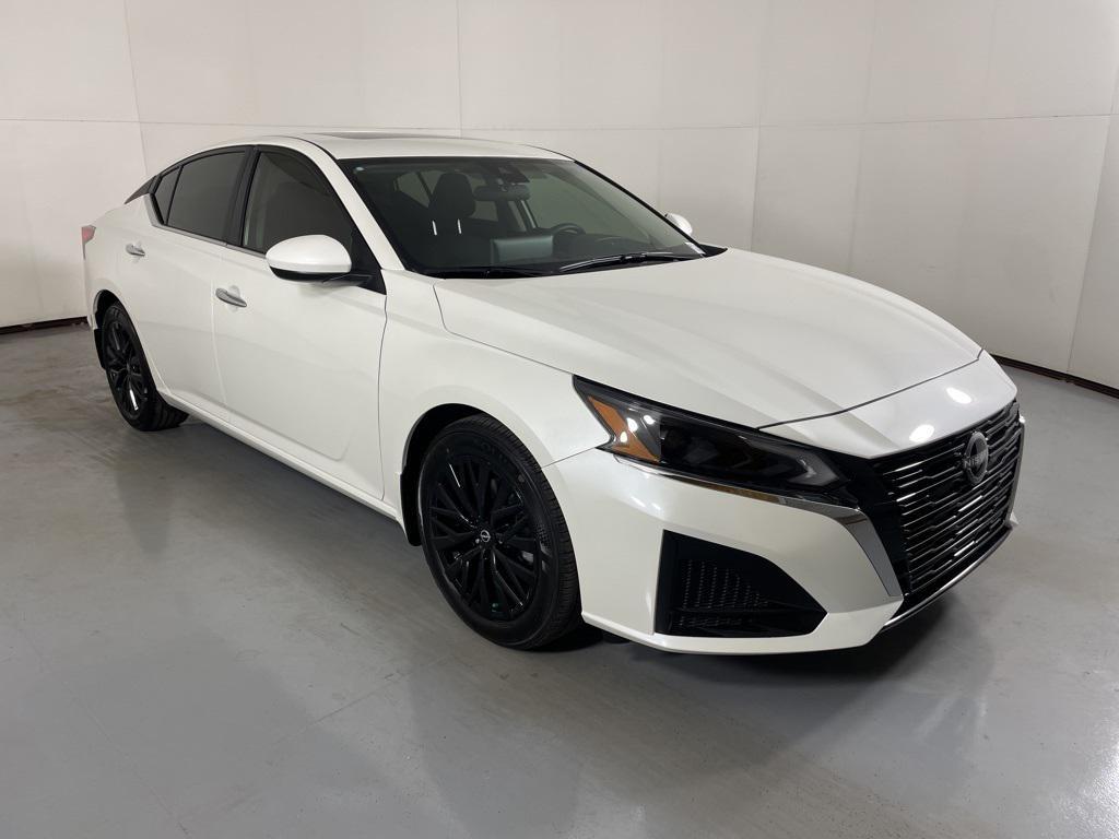 new 2025 Nissan Altima car, priced at $27,066