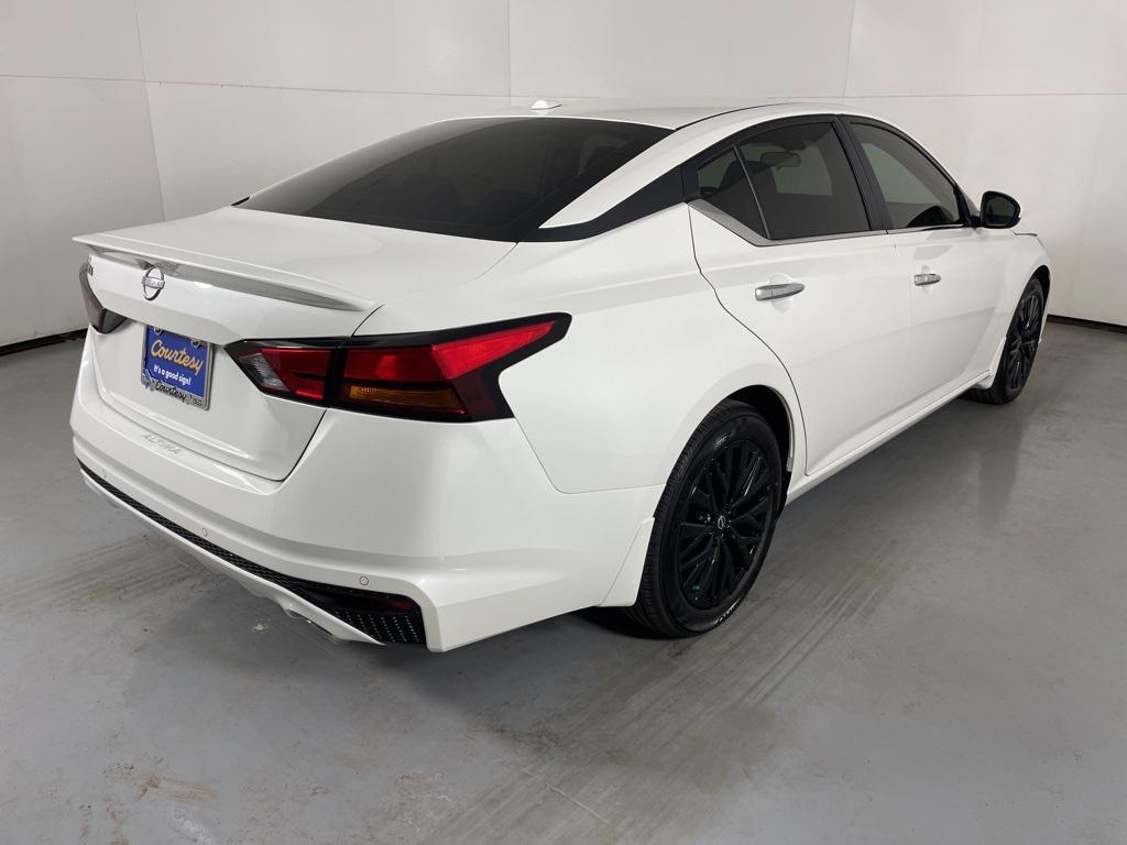 new 2025 Nissan Altima car, priced at $27,066