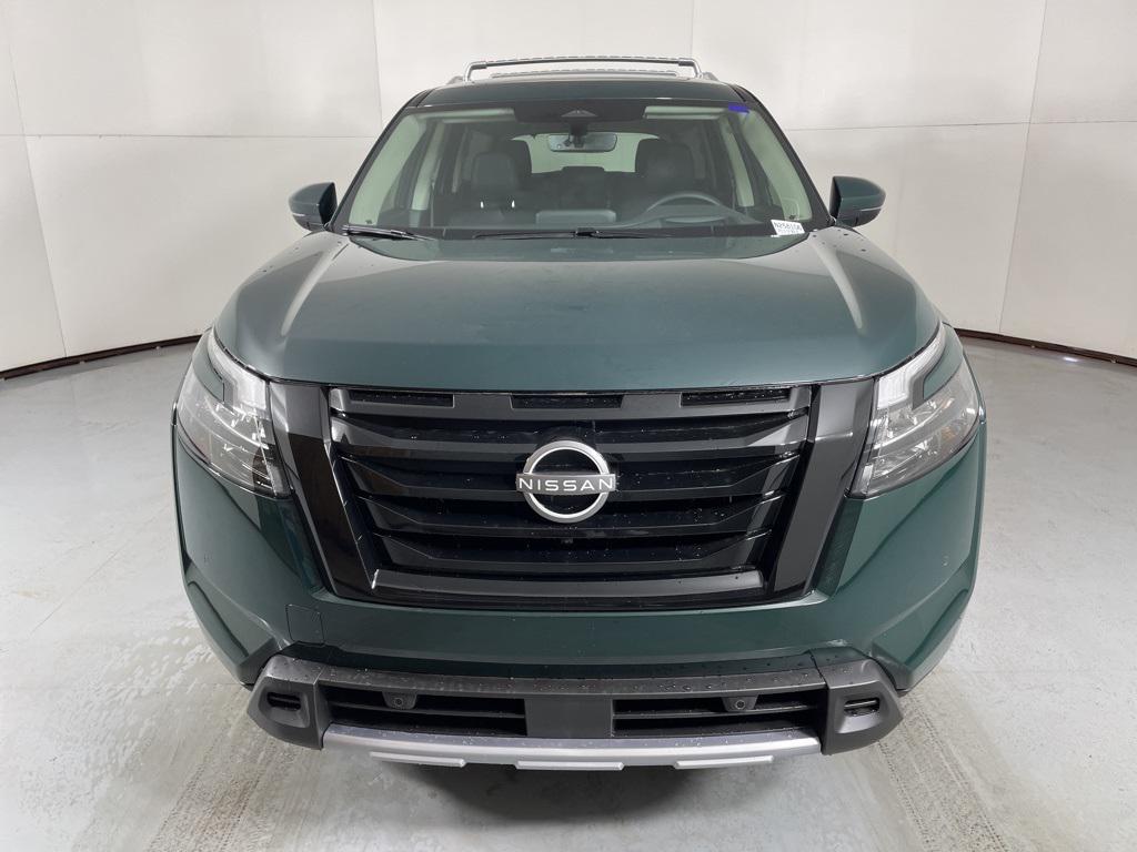 new 2025 Nissan Pathfinder car, priced at $42,595