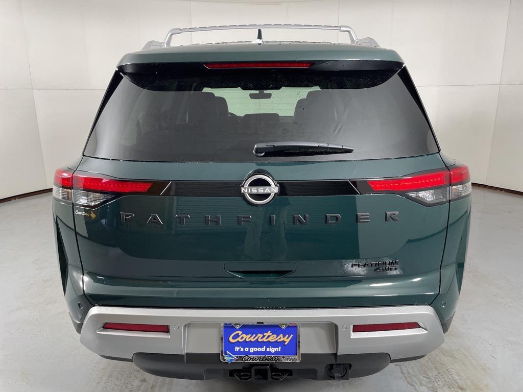 new 2025 Nissan Pathfinder car, priced at $42,595