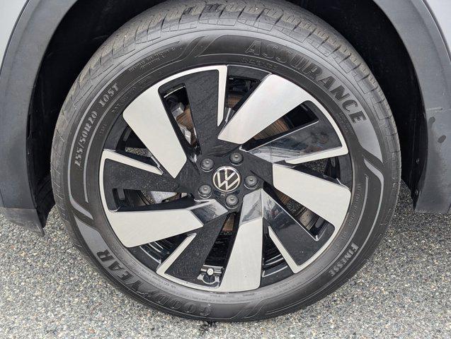 used 2024 Volkswagen Atlas Cross Sport car, priced at $31,997