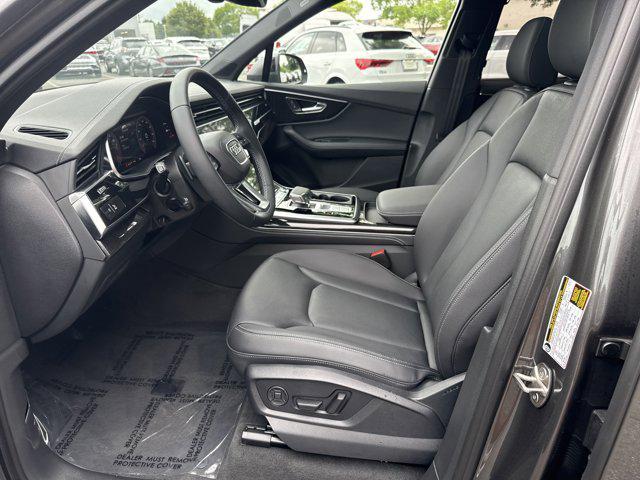 new 2025 Audi Q7 car, priced at $71,761