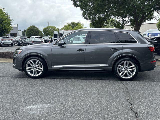 new 2025 Audi Q7 car, priced at $71,761
