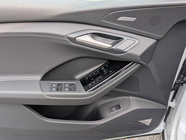 new 2025 Audi Q6 e-tron car, priced at $71,761