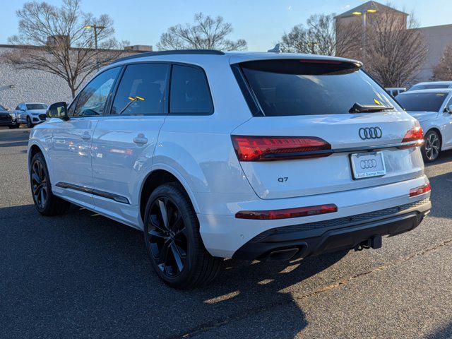 new 2025 Audi Q7 car, priced at $73,201