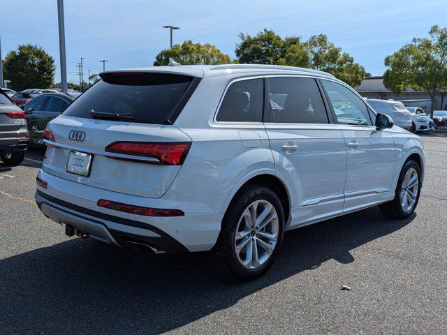 new 2025 Audi Q7 car, priced at $71,373