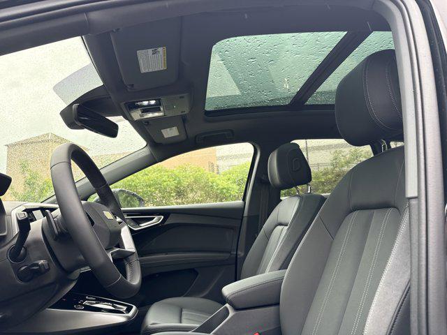 new 2025 Audi Q4 e-tron car, priced at $61,261