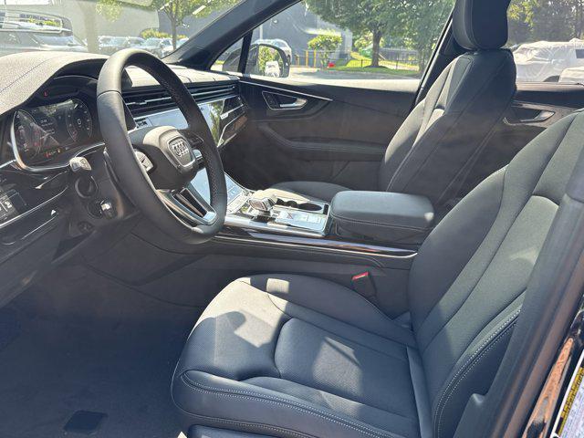 new 2025 Audi Q7 car, priced at $71,761