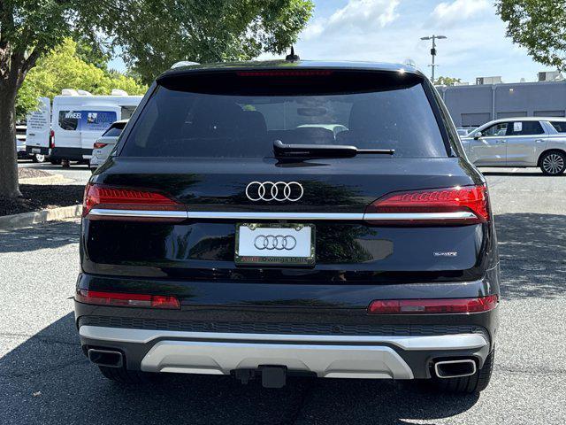 new 2025 Audi Q7 car, priced at $71,761