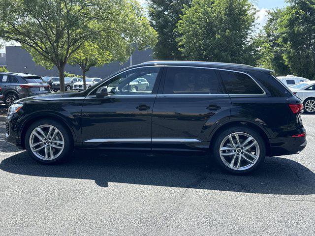 new 2025 Audi Q7 car, priced at $71,761