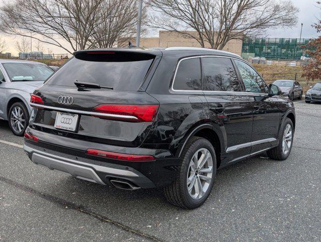 new 2025 Audi Q7 car, priced at $67,882