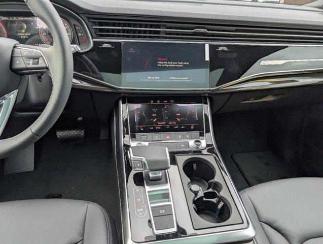 new 2025 Audi Q7 car, priced at $67,882