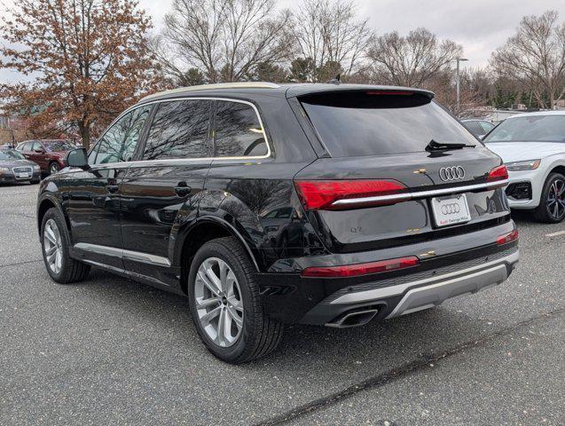 new 2025 Audi Q7 car, priced at $67,881