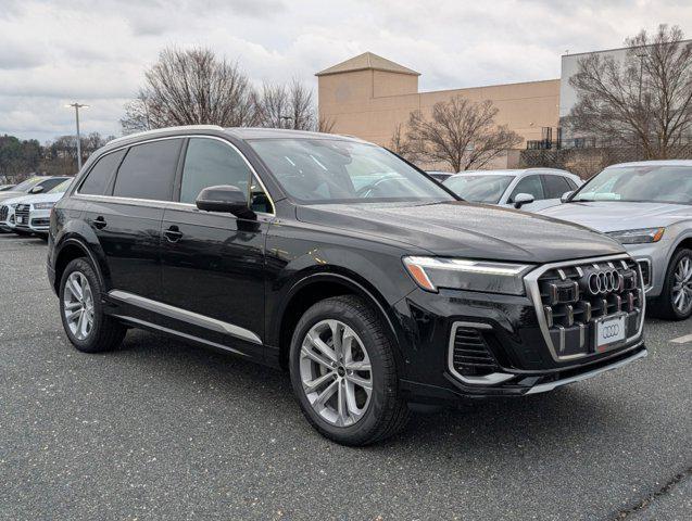 new 2025 Audi Q7 car, priced at $67,881