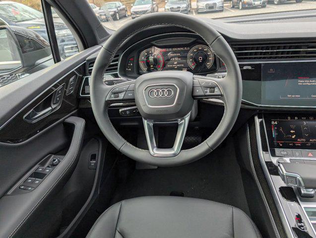 new 2025 Audi Q7 car, priced at $67,881