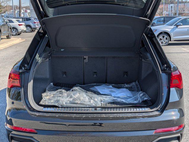 new 2025 Audi Q3 car, priced at $44,261