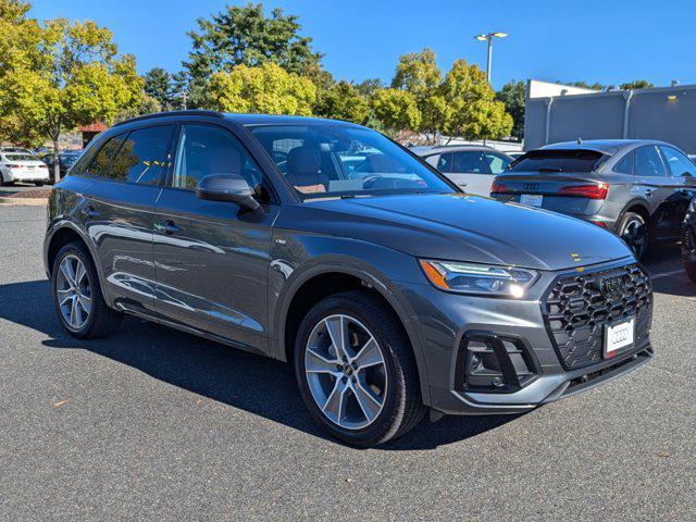 new 2025 Audi Q5 car, priced at $49,682