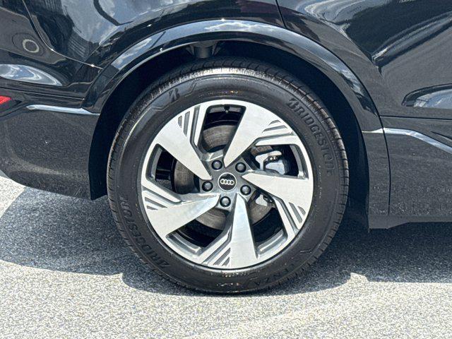 new 2025 Audi Q6 e-tron car, priced at $79,225