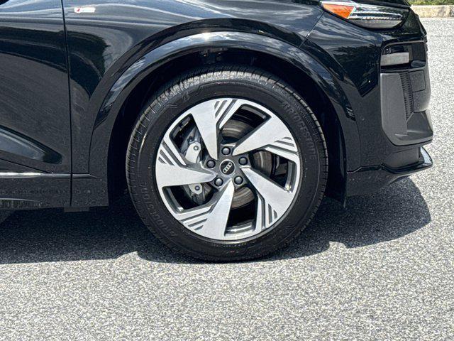 new 2025 Audi Q6 e-tron car, priced at $79,225