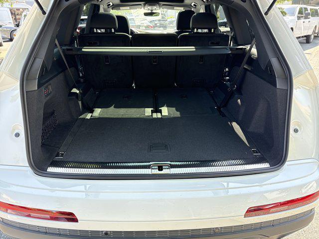 new 2025 Audi Q7 car, priced at $60,821