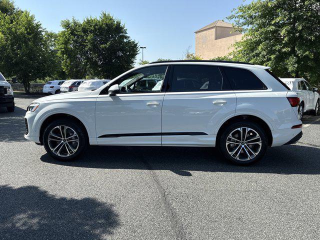 new 2025 Audi Q7 car, priced at $60,821