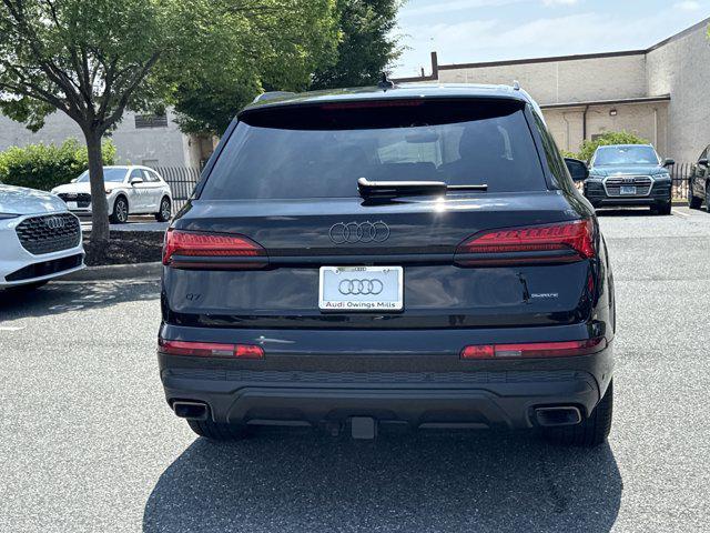 new 2025 Audi Q7 car, priced at $72,921