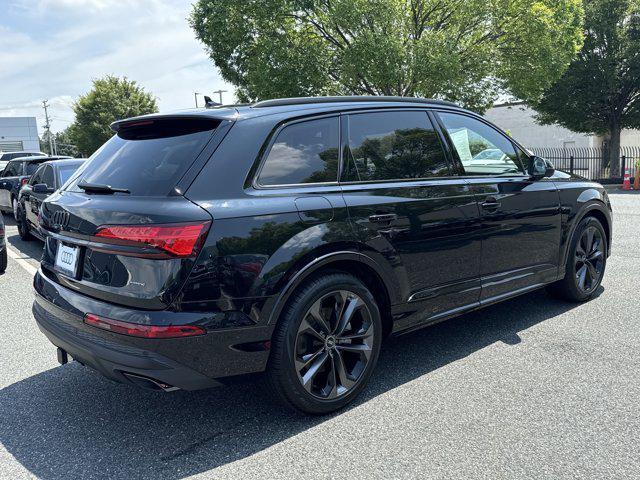 new 2025 Audi Q7 car, priced at $72,921