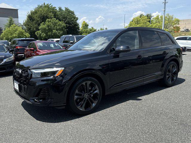 new 2025 Audi Q7 car, priced at $72,921