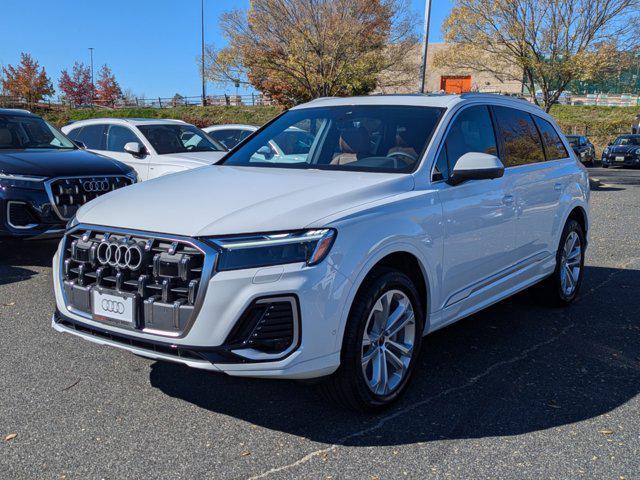 new 2025 Audi Q7 car, priced at $61,811