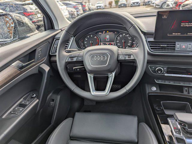 new 2025 Audi Q5 car, priced at $49,381