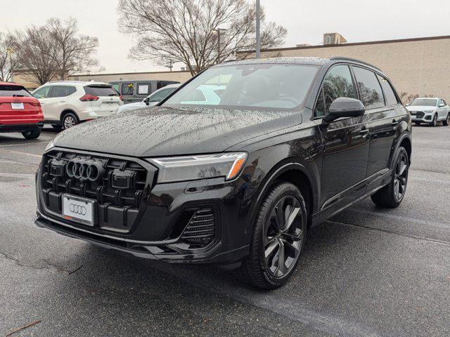 new 2025 Audi Q7 car, priced at $70,921