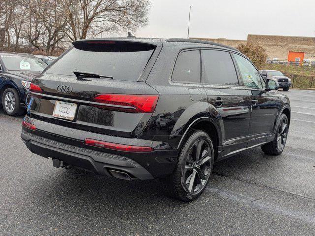 new 2025 Audi Q7 car, priced at $70,921