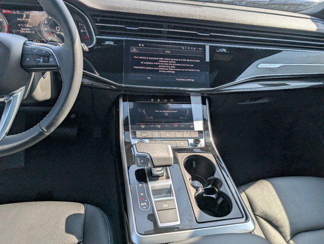 new 2025 Audi Q7 car, priced at $63,101