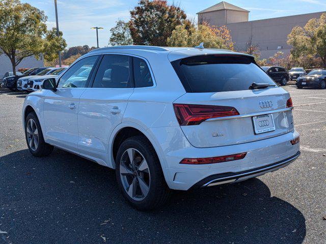 new 2025 Audi Q5 car, priced at $51,521